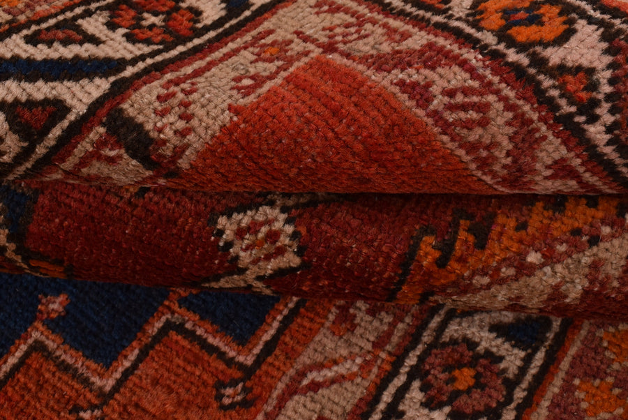 Sarab Arashan (315cm x 93cm)
