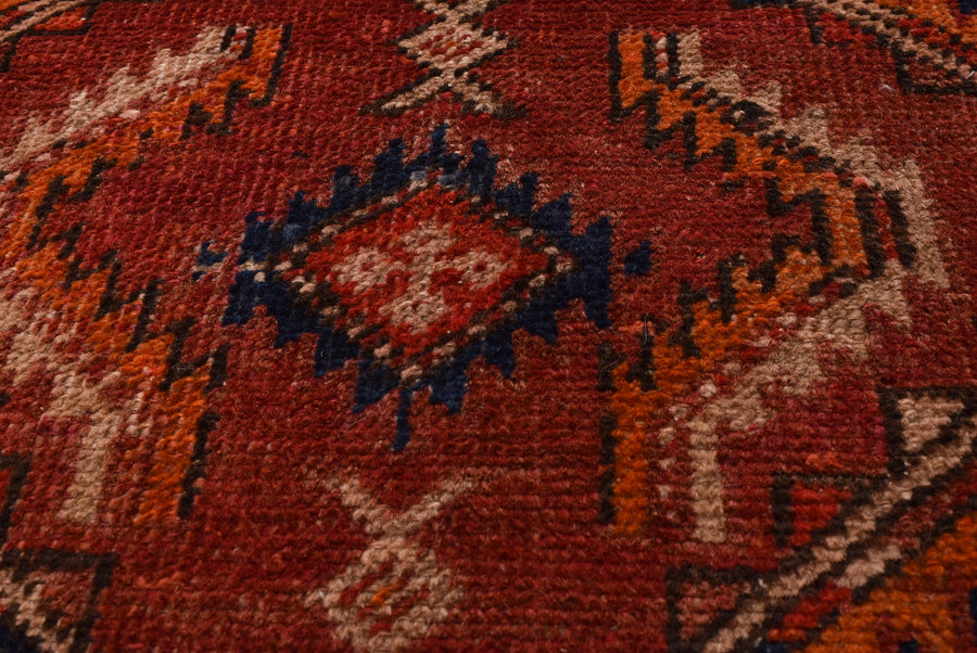 Sarab Arashan (315cm x 93cm)