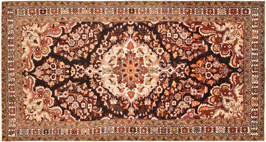 Hamedan Iskandar (295cm x 154cm)