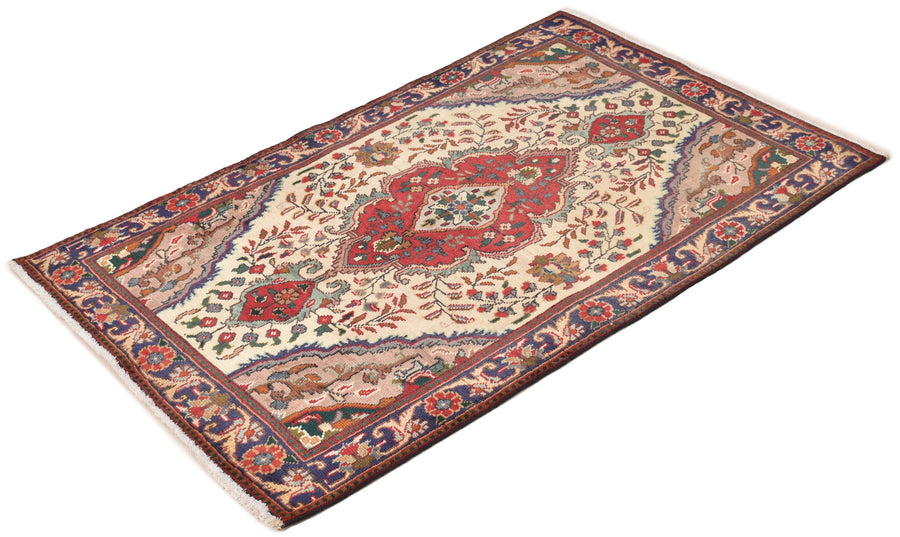 Täbriz Amira (150cm x 92cm)