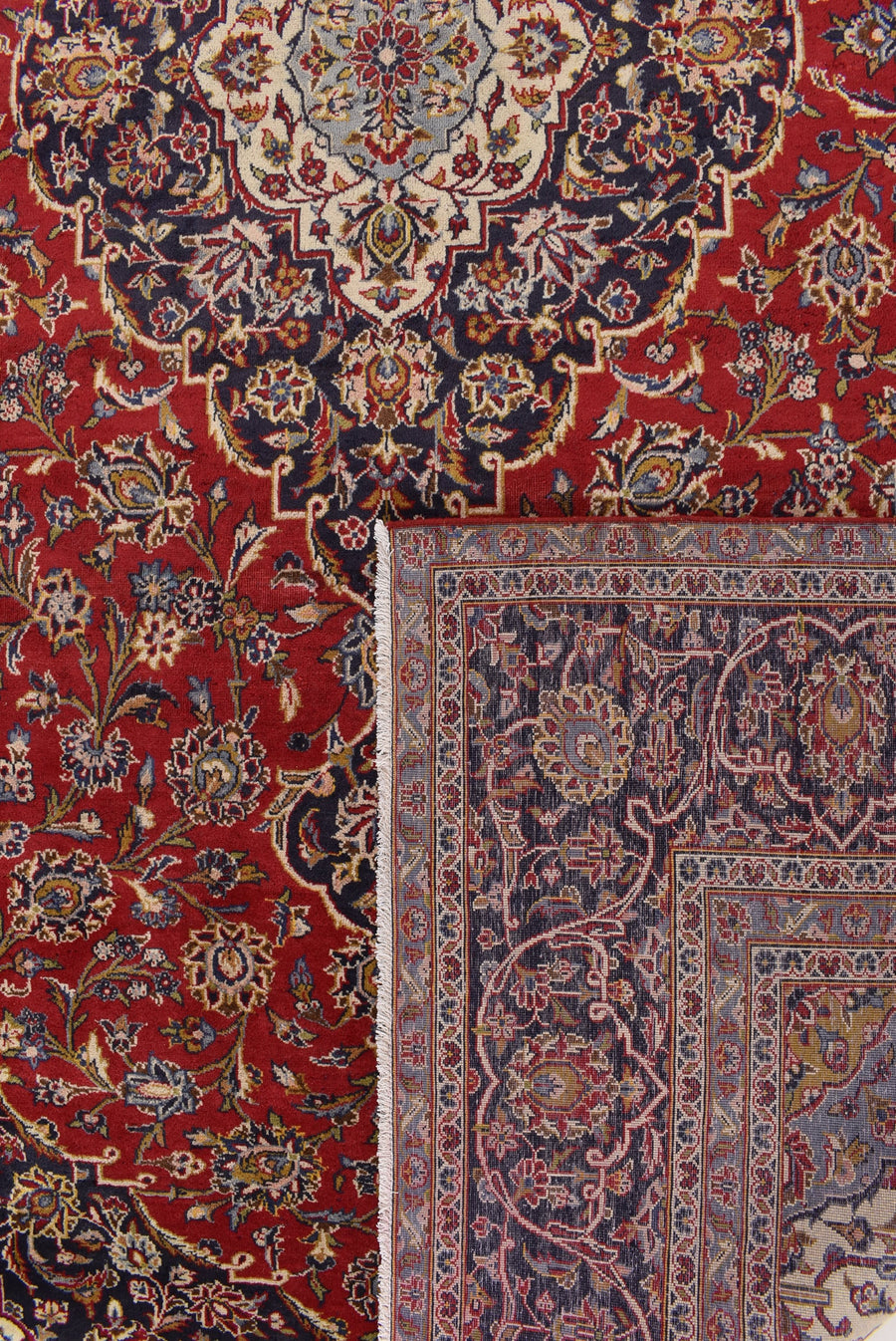 Keschan Basim (347cm x 246cm)