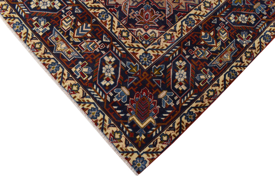 Najafabad Jalil (375cm x 246cm)